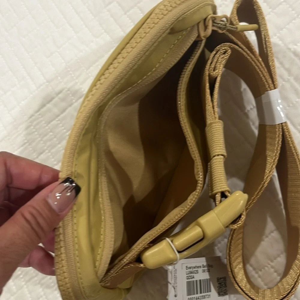 LULULEMON :: BELT BAG
